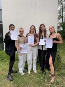 v.l.: Yasmin Momodu, Patryk Kulig, Leah Conde, Luise Huder, Luisa Stelter