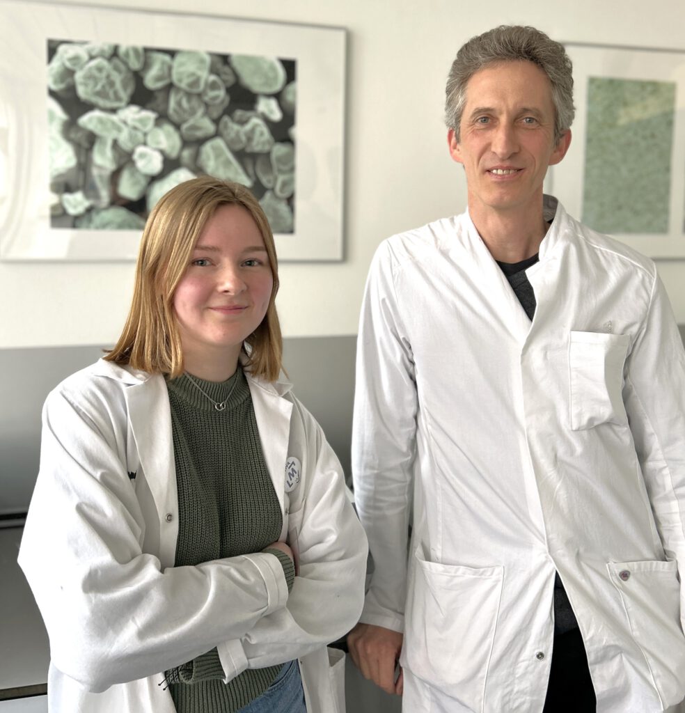 Metallographie Dr. Hinrichs und Frau Schürmann
