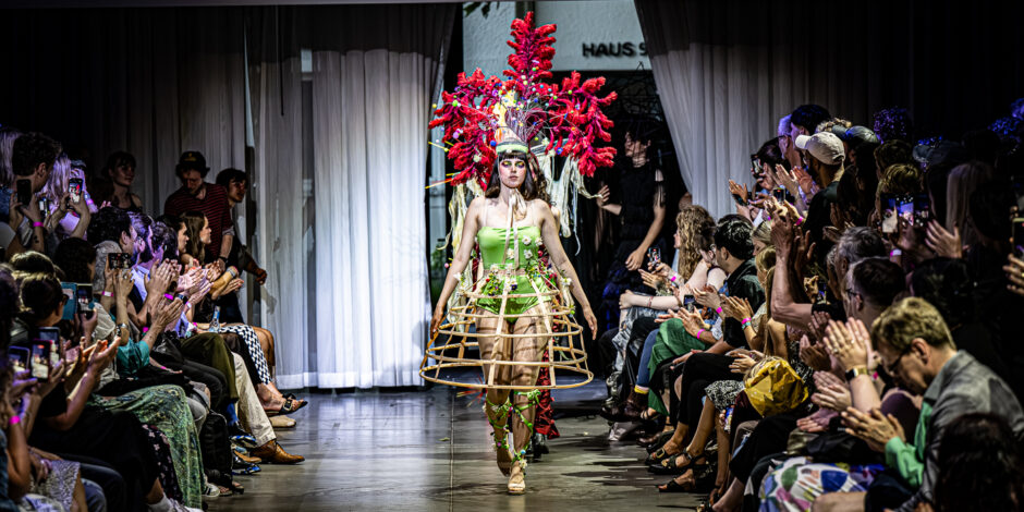 Dernier Cri – Graduate Fashion Show 2025 des Lette Vereins Berlin in ...